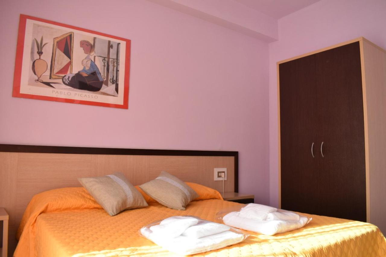 Hotel Santa Maria Del Bagno Pesche Eksteriør billede